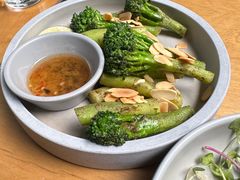 烤西兰花苔-SHAN山(前滩太古里店)