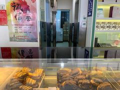 面包甜点陈列柜-上海哈尔滨食品厂(淮海中路店)