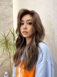 -AYO SALON