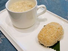 文思豆腐配黄桥烧饼-扬州香格里拉·香宫中餐厅