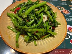 -滕记星发餐室·新加坡菜(巨鹿路店)