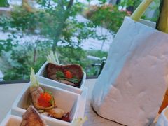 -穹六人间 people 6(岳阳路店)