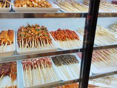 -哈尔滨小酒馆·鲜肉现穿自助烧烤(康新花园店)