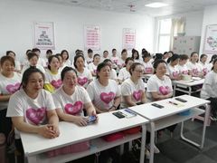 -爱月宝月嫂·育儿嫂(哈尔滨总店)