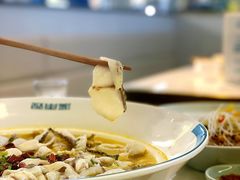 -溪雨观酸菜鱼(莘松路店)