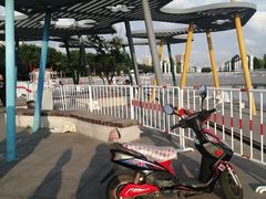 -丁香湖公园