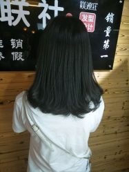 -镁连社·美联社