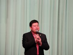 甄奇-周末相声俱乐部