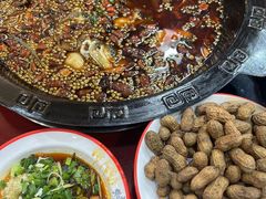 -烧哥美蛙肥肠鱼火锅·十五年社区店