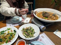 -黄泥岗·地道湖北菜(奥特莱斯店)