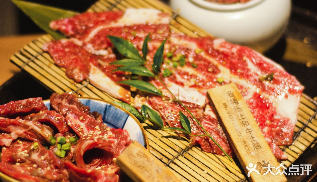 「名物极上和牛上脑」「和牛一口」肉质很嫩