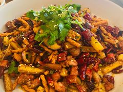 -渔语鱼新川菜Bistro(万象天地店)