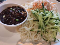 -鼓楼吃面·肉啃肉(南锣鼓巷店)
