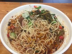 -菲哥麻辣烫(贵山小区店)