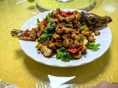 -煲来饱去冷水鱼