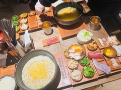 -良米山·云南野生菌过桥米线(上海首店)