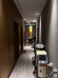 -苑苑vbeauty科技美容SPA