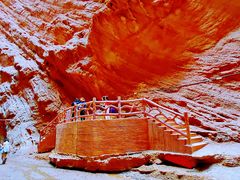 -天山神秘大峡谷