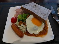 -三亚湾海居铂尔曼度假酒店