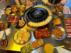 -胡悦里韩式烤肉(芝罘万达广场店)