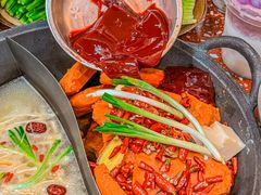 -赵美丽·重庆社区火锅·直营店(火车东站·中豪国际店)