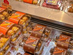 零售区-罗森尼娜(德思勤店)