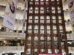 -新世界大丸百货