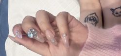 -手牵手美甲