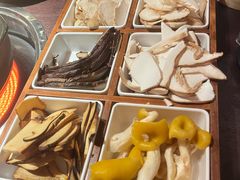 -芸鲜季·云南野生菌餐厅· 云南风物味研社(闵行店)