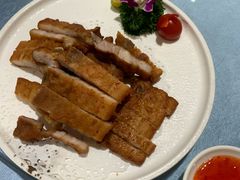 -鲤鱼塘农家山庄