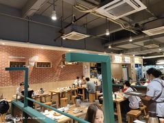 大堂-木屋烧烤(岗顶二店)