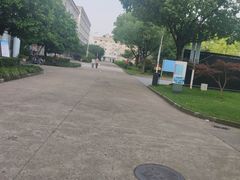 -浙江越秀外国语学院