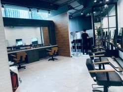 -程Studio