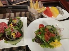 -上海锦江汤臣洲际大酒店柒酒廊