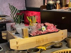 -铭牛烧肉·和牛海鲜自助(高新月牙湖店)
