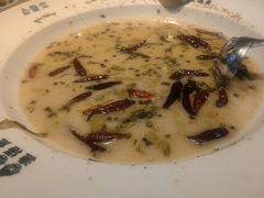 -渔语鱼酸菜鱼新川菜(来福士店)