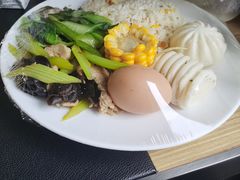-西安钟楼北大街希尔顿欢朋酒店