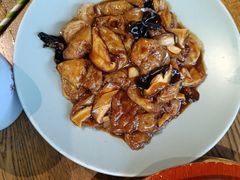 -蜜桃餐厅·伴山(湖滨商业街店)