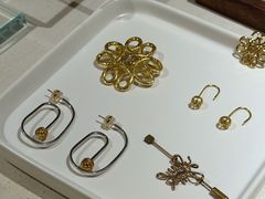 -LADY FAFA(巨鹿路陕西南路路口店)