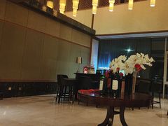 -东西风牛排馆周末烧烤自助(首都机场希尔顿店)