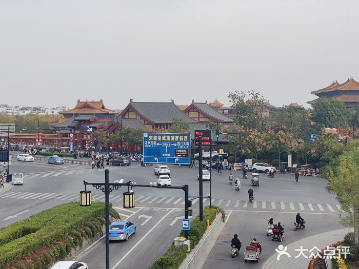 开封城墙景区图片