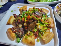 -伊带伊路新疆美食府(呼家楼店)