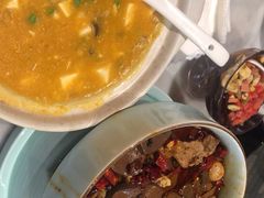 -渝信川菜 · 川味家常菜(财富购物中心店)