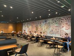 大堂-星巴克臻选(北京凤凰汇店)