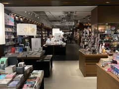 -茑屋书店(天目里店)