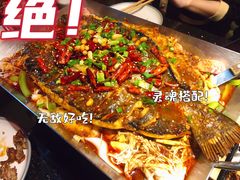 -鸣记脆皮烤鱼·海鲜烤鱼(亿合城店)