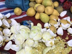 -始于2011柳周农家菜沙田柚美食店(东大街店)