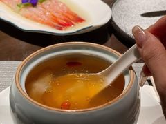 -江上荟·创意中国菜(绿地缤纷城店)