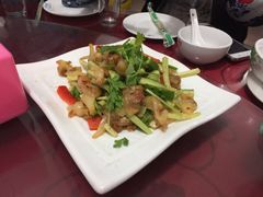 -烁佳海鲜大馅饺子