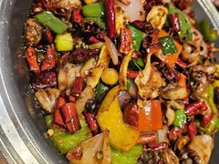 -老滇山寨•云南特色菜•地方菜•民族风情歌舞表演(金碧店)